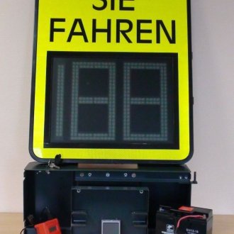 geschwindigkeitsanzeigemit_zub.jpg